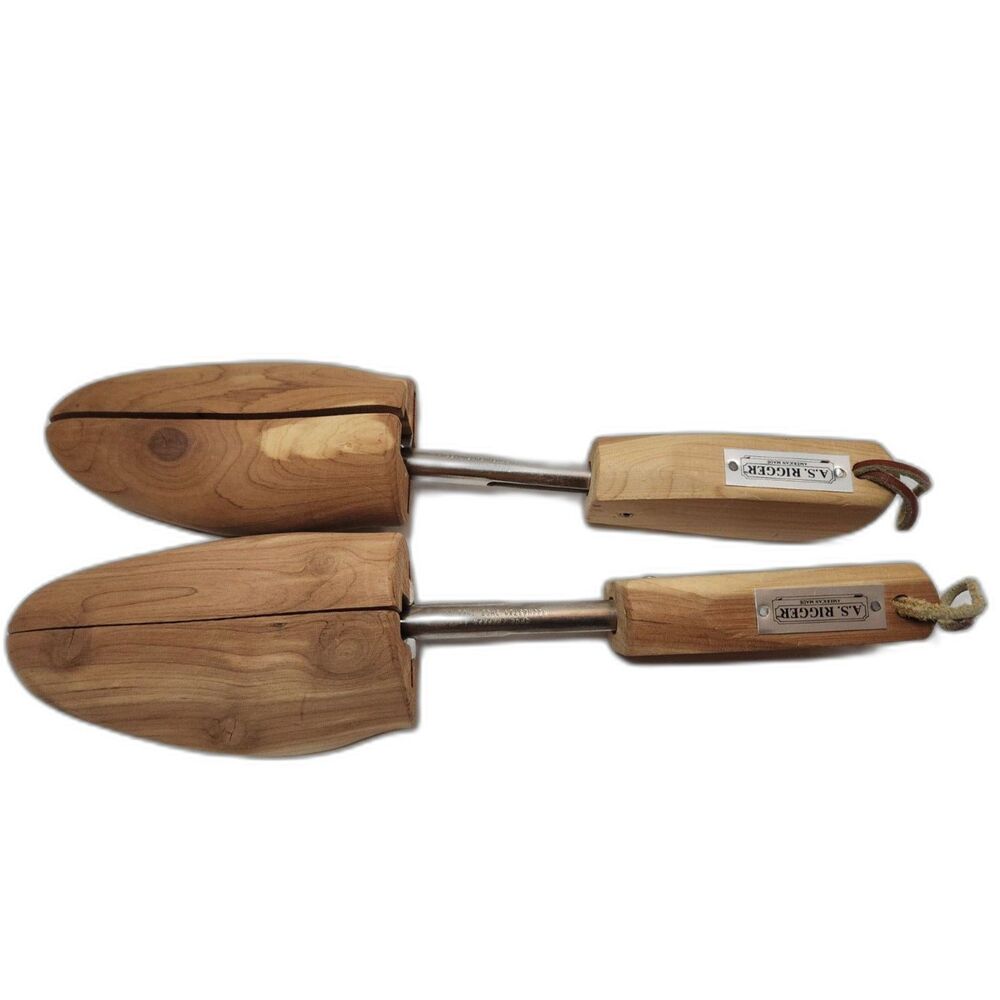 A.S. Rigger Cedar Shoe Trees S‑3 – Rochester Shoe Tree Co., Adjustable